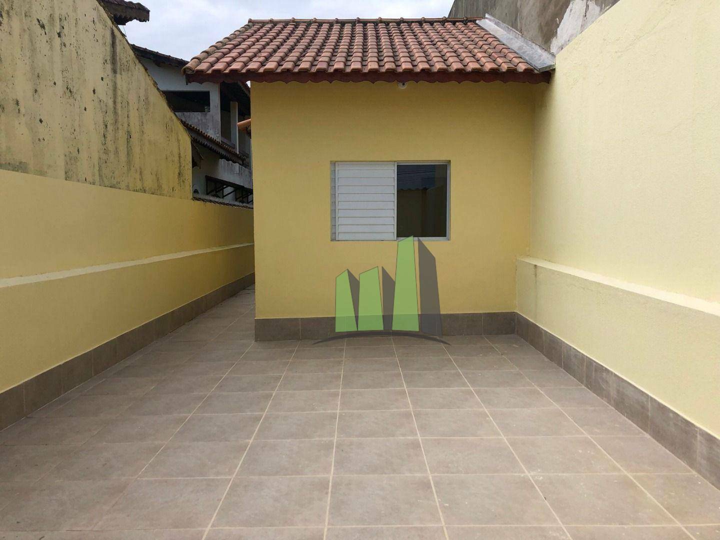 Casa à venda com 2 quartos, 53m² - Foto 2