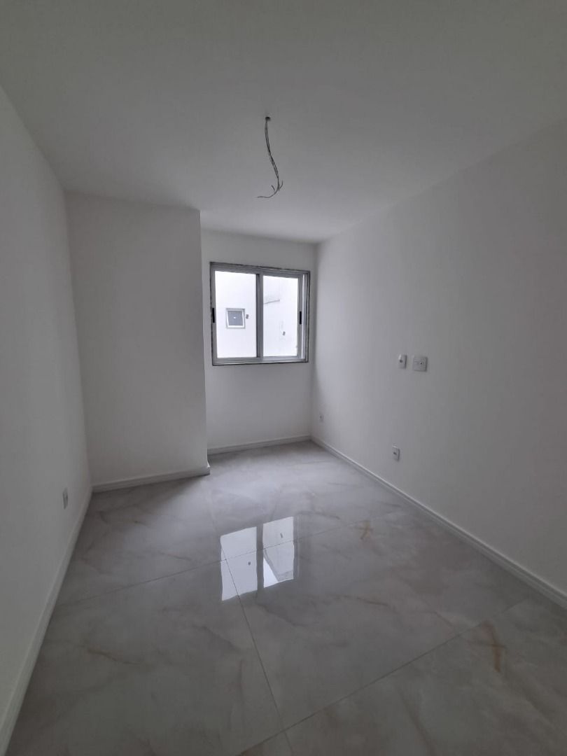 Apartamento à venda com 3 quartos, 110m² - Foto 25