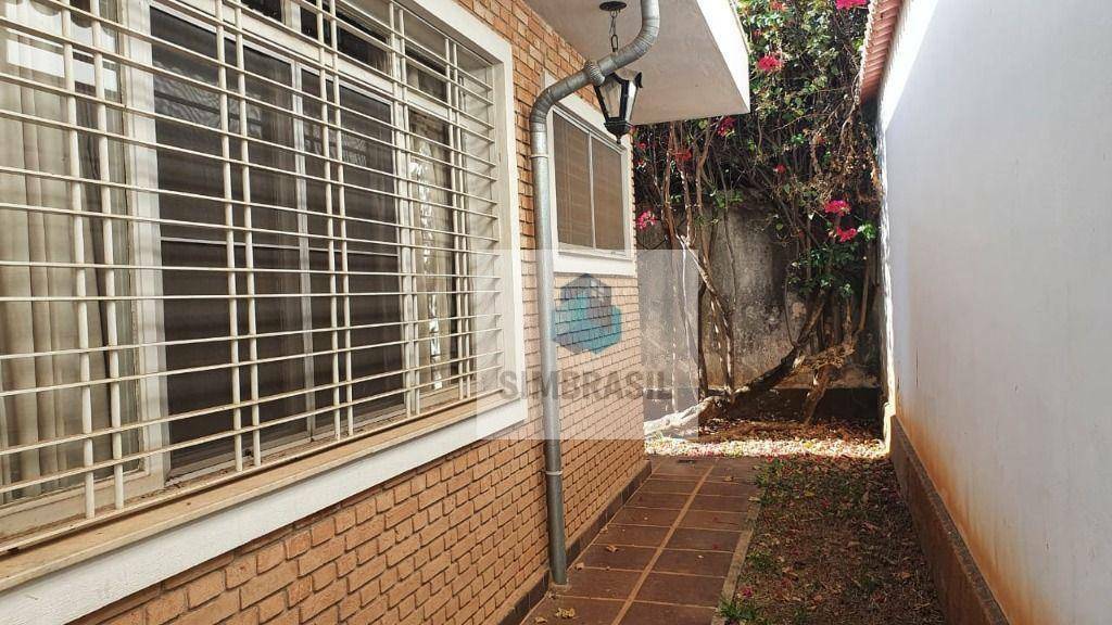 Casa à venda com 4 quartos, 337m² - Foto 22