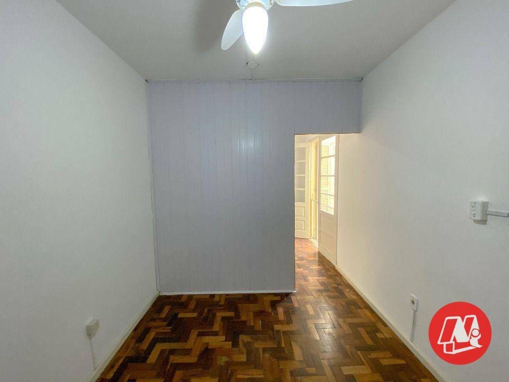 Apartamento para alugar com 1 quarto, 49m² - Foto 12