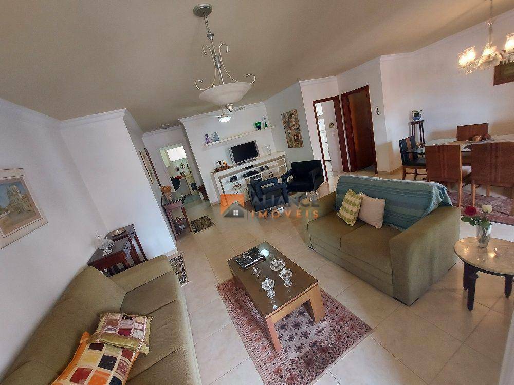 Apartamento à venda com 3 quartos, 151m² - Foto 7