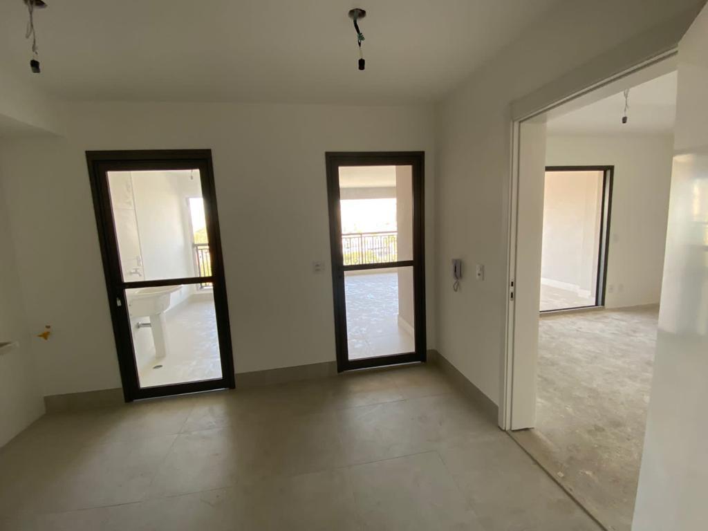 Apartamento à venda com 3 quartos, 147m² - Foto 8