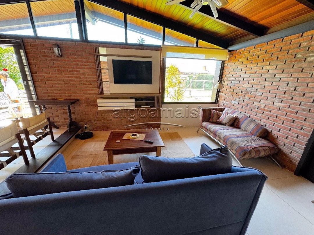 Casa à venda com 3 quartos, 235m² - Foto 8