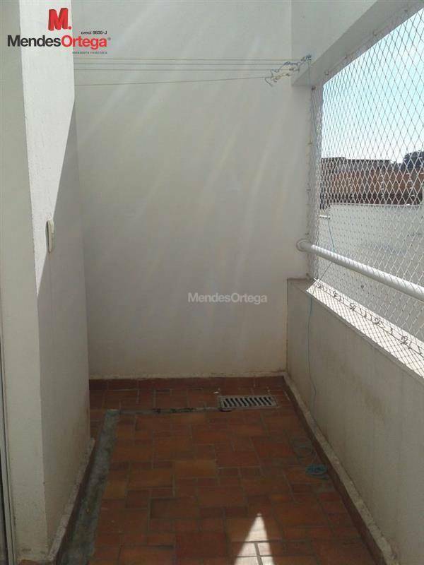 Apartamento para alugar com 2 quartos, 72m² - Foto 10