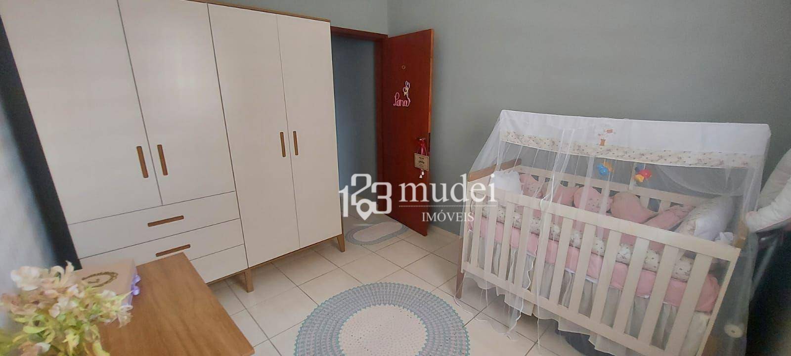 Casa à venda com 2 quartos, 80m² - Foto 3