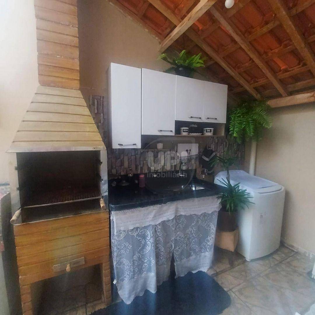 Casa à venda com 5 quartos, 260m² - Foto 24