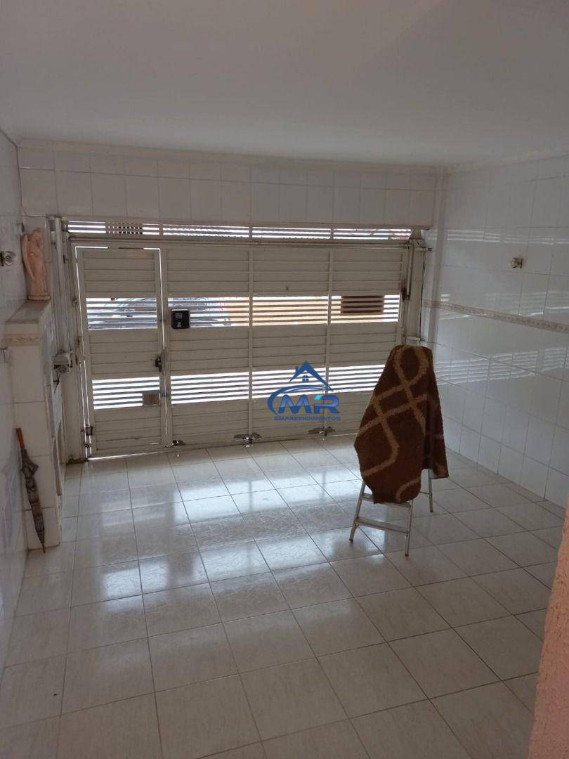 Sobrado à venda com 3 quartos, 160m² - Foto 3