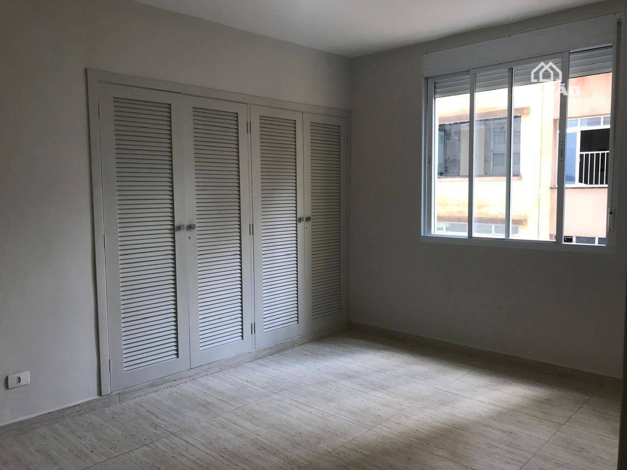 Apartamento à venda com 3 quartos, 145m² - Foto 7