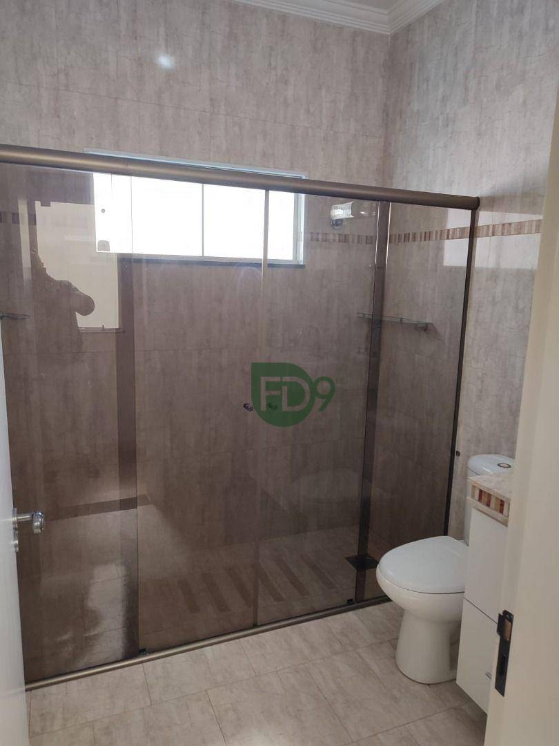 Casa, 3 quartos, 197 m² - Foto 13