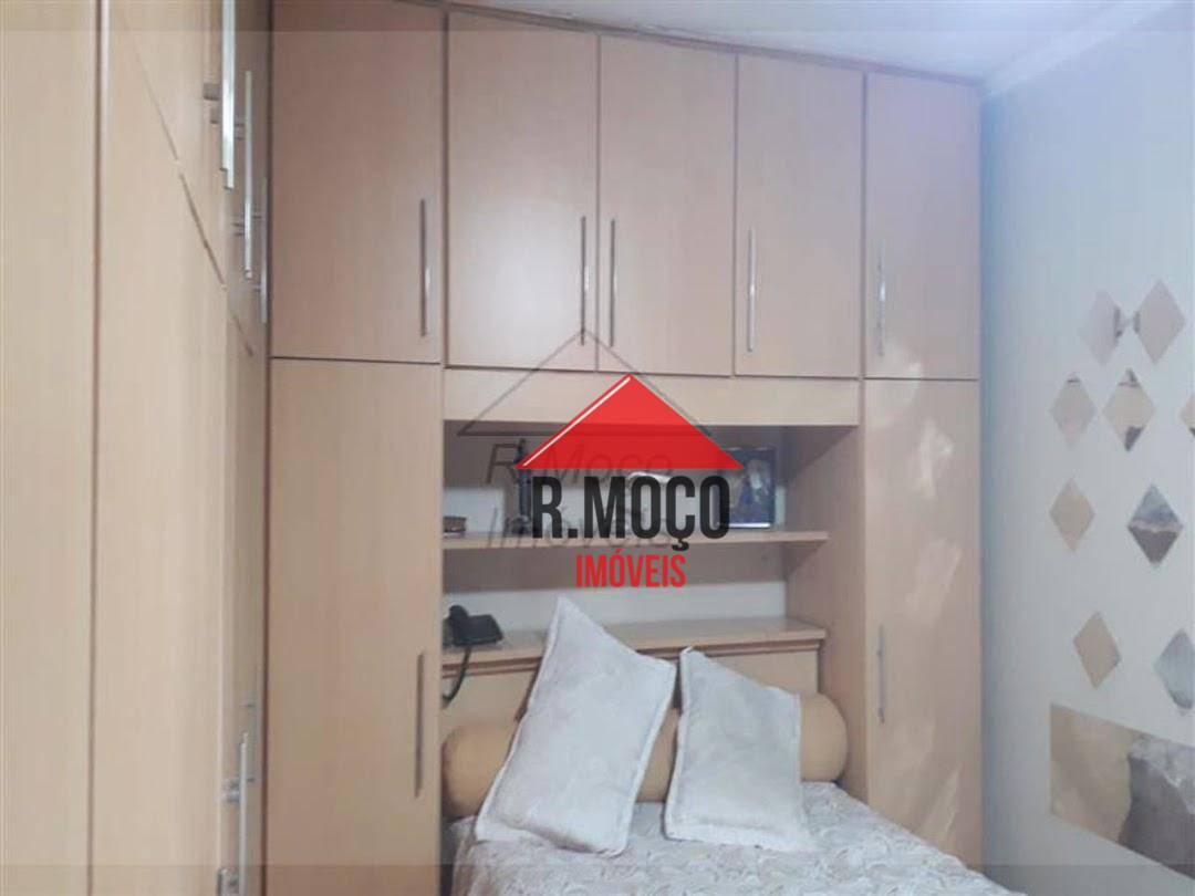 Sobrado à venda com 2 quartos, 238m² - Foto 11