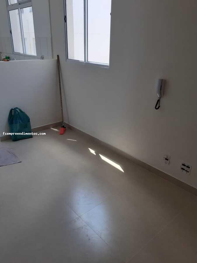 Apartamento à venda com 2 quartos, 42m² - Foto 5