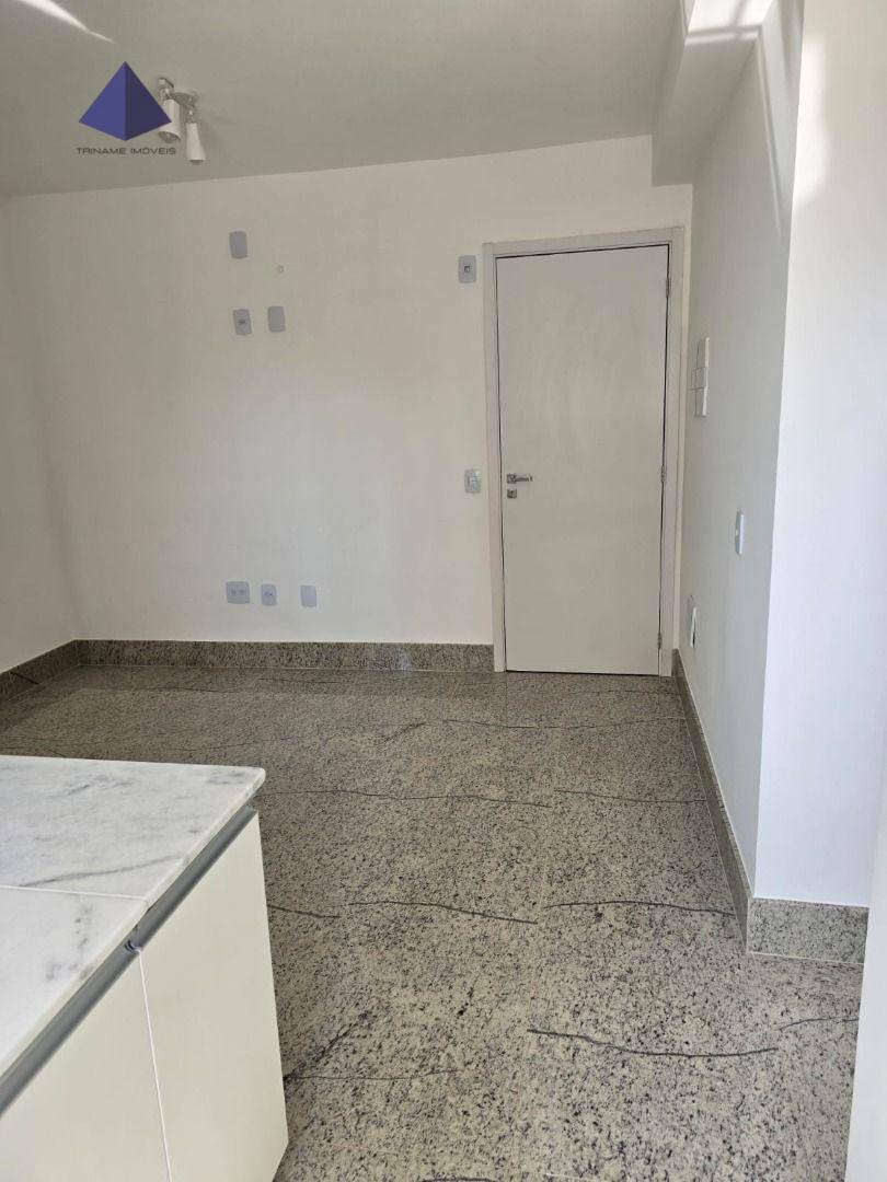 Apartamento para alugar com 2 quartos, 40m² - Foto 19