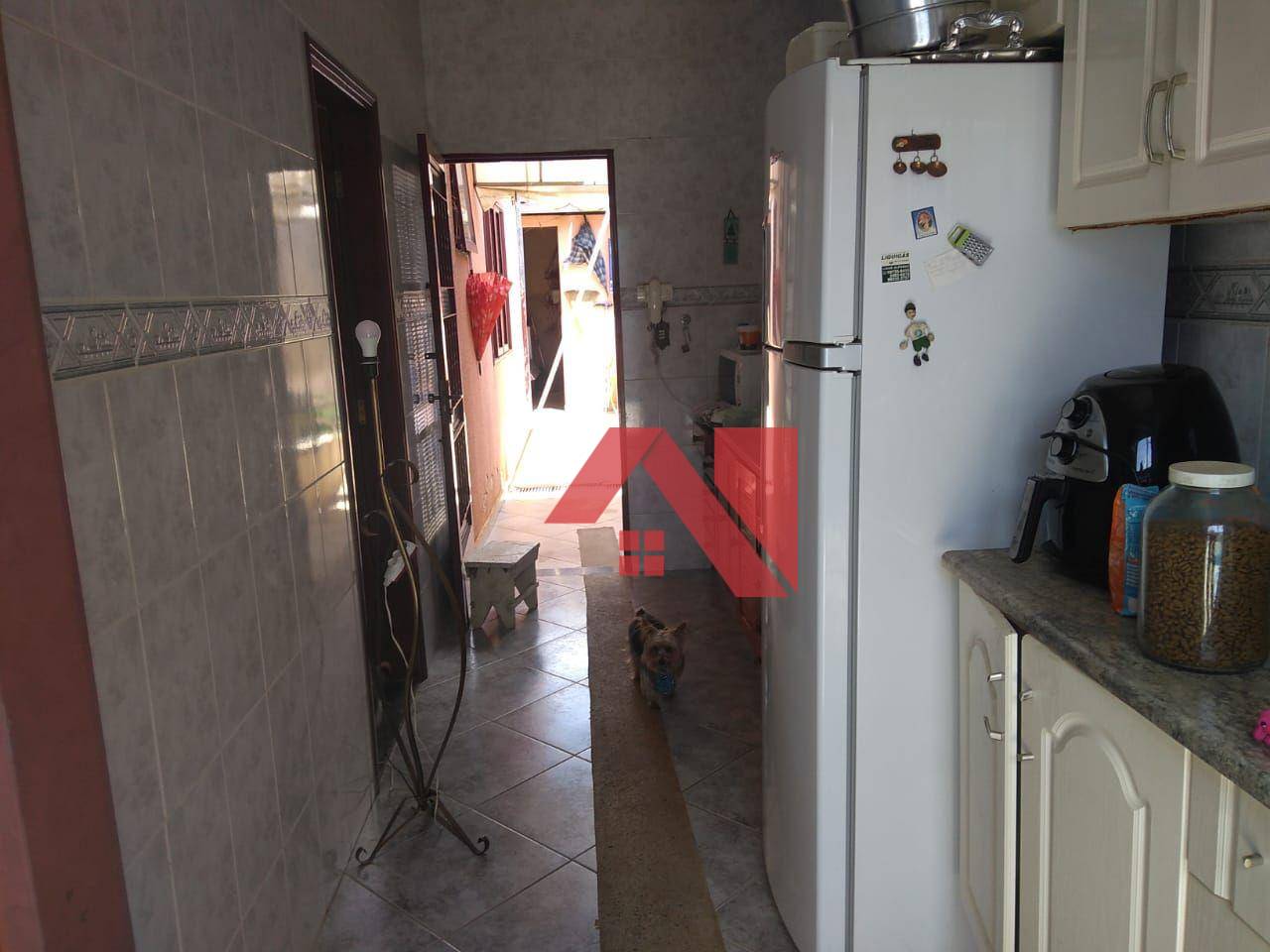 Casa à venda com 3 quartos, 160m² - Foto 4