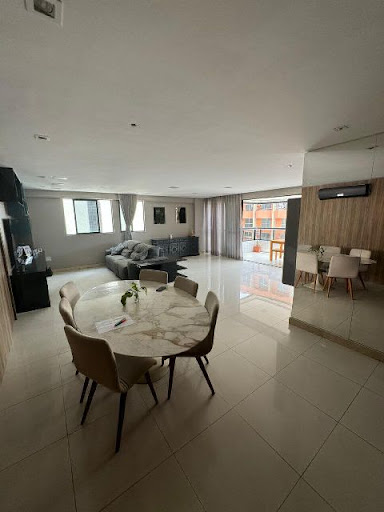 Apartamento à venda com 3 quartos, 157m² - Foto 8