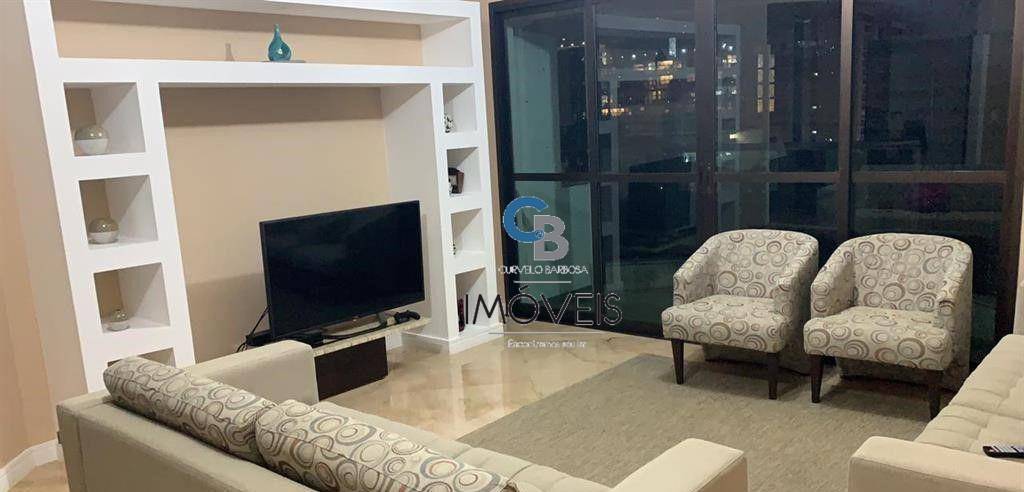 Apartamento à venda com 4 quartos, 198m² - Foto 1