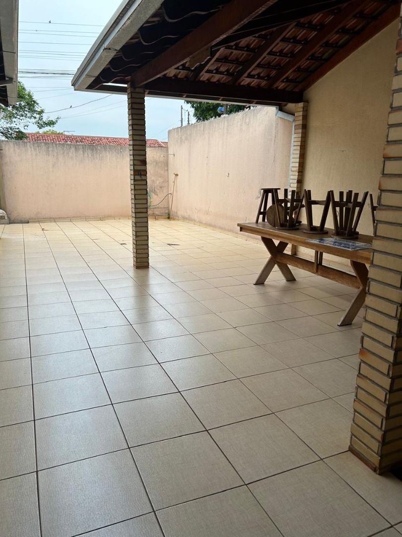 Casa para alugar com 3 quartos, 150m² - Foto 10