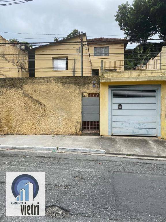 Casa à venda com 3 quartos, 180m² - Foto 1