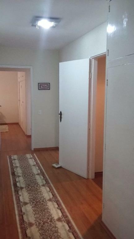 Casa à venda com 4 quartos, 450m² - Foto 47