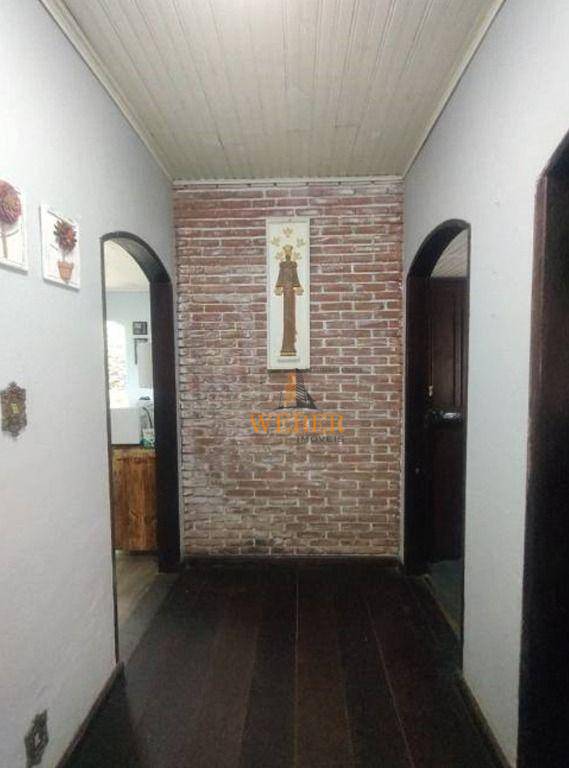 Sobrado à venda com 2 quartos, 216m² - Foto 5