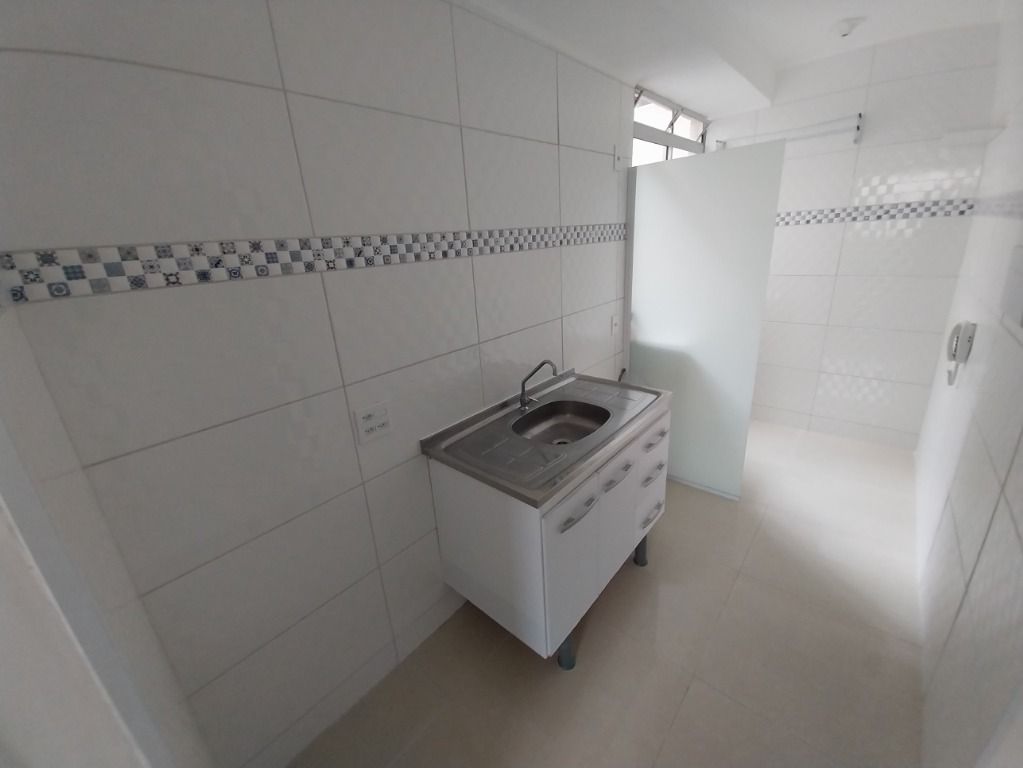 Apartamento para alugar com 2 quartos, 40m² - Foto 9