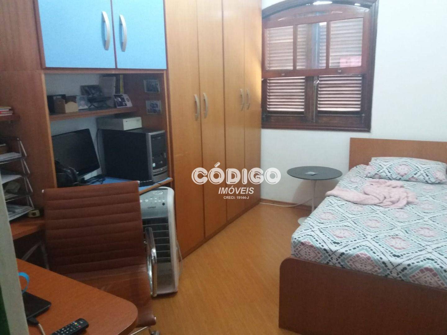 Apartamento para alugar com 3 quartos, 70m² - Foto 1