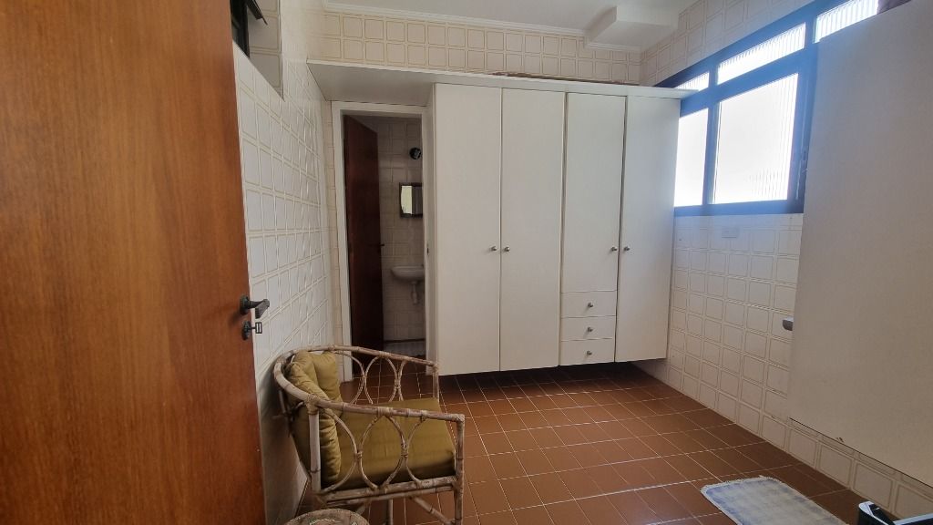 Apartamento à venda com 3 quartos, 99m² - Foto 25