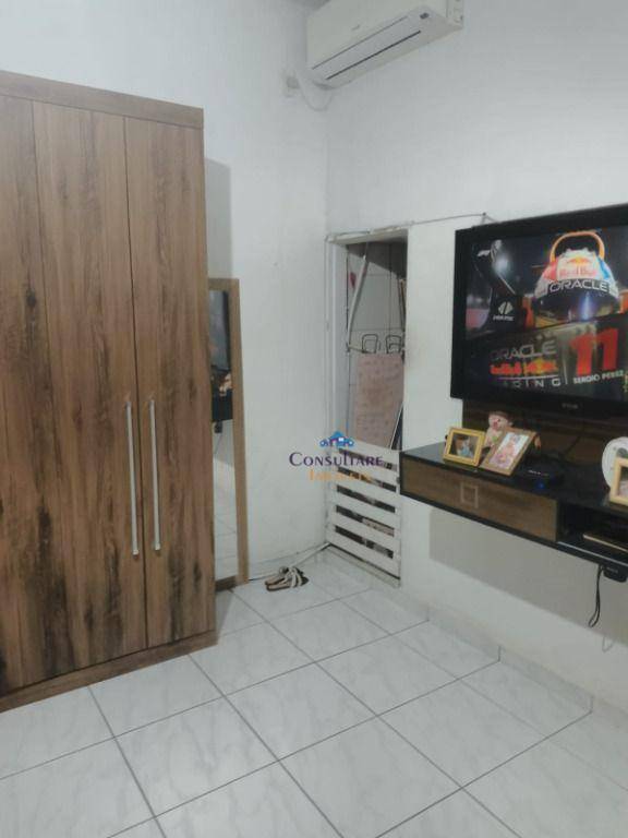 Casa à venda com 3 quartos, 50m² - Foto 25