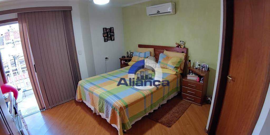 Sobrado à venda com 3 quartos, 157m² - Foto 2