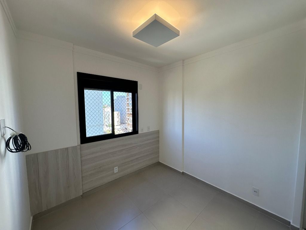 Apartamento para alugar com 2 quartos, 60m² - Foto 8