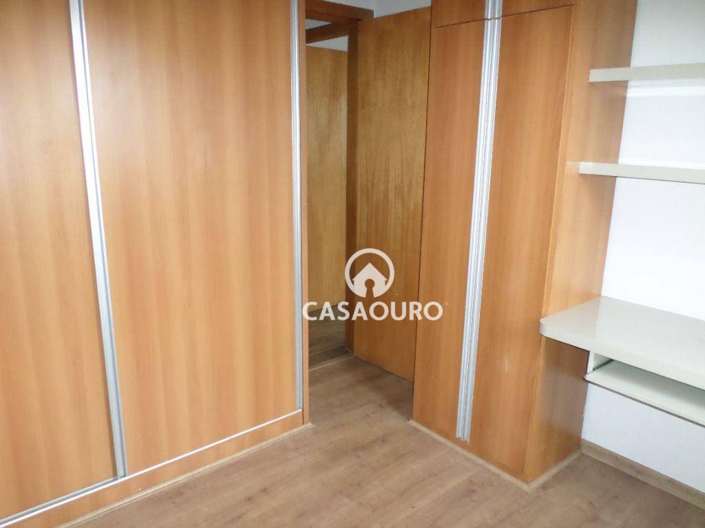 Apartamento à venda com 3 quartos, 160m² - Foto 9