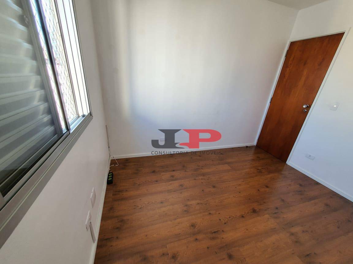 Apartamento à venda com 2 quartos, 58m² - Foto 4