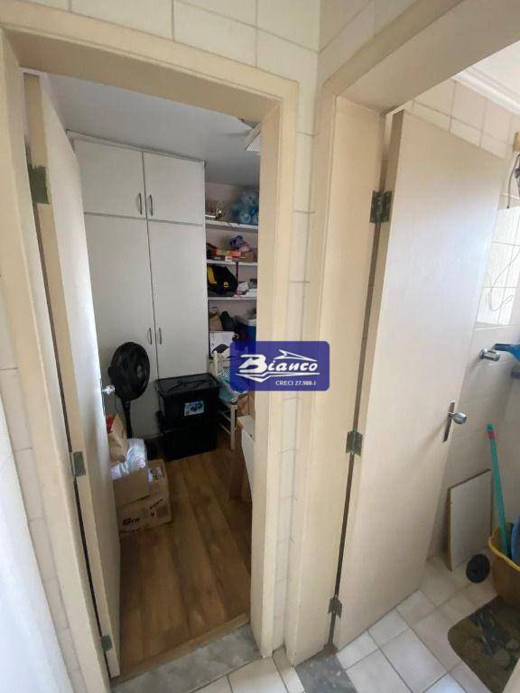 Apartamento à venda com 4 quartos, 168m² - Foto 26