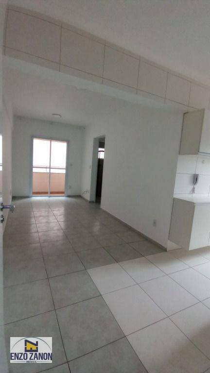 Apartamento para alugar com 2 quartos, 48m² - Foto 6