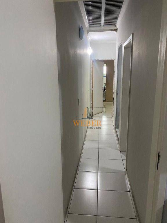 Sobrado à venda com 4 quartos, 300m² - Foto 35