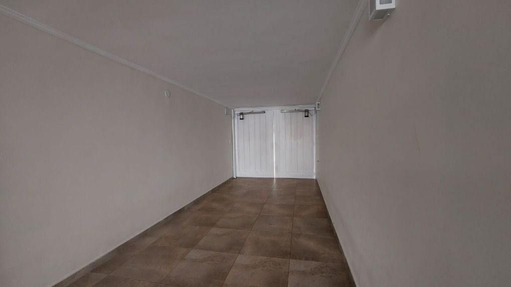 Casa à venda com 3 quartos, 200m² - Foto 21