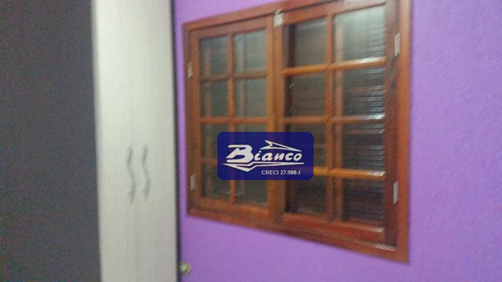 Sobrado à venda com 3 quartos, 180m² - Foto 4