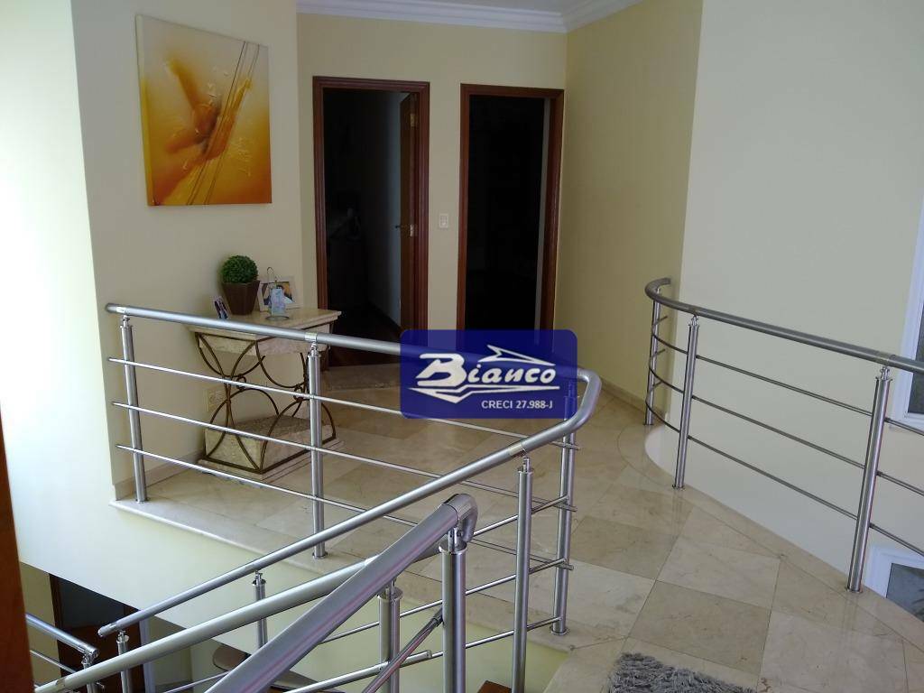 Sobrado à venda com 3 quartos, 330m² - Foto 11