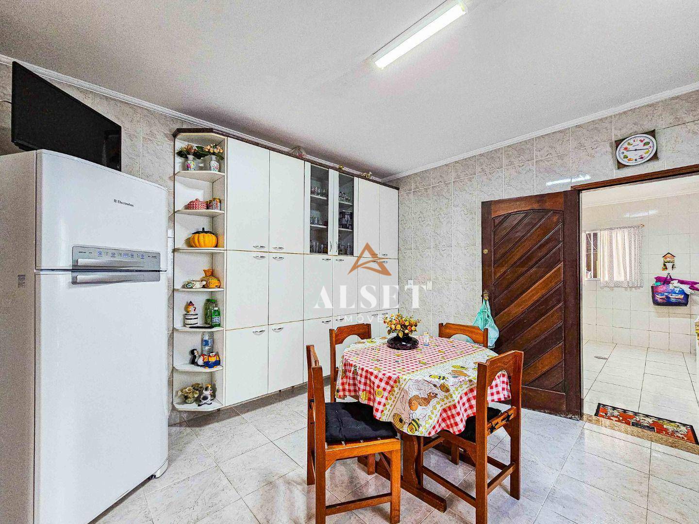 Sobrado à venda com 3 quartos, 220m² - Foto 36