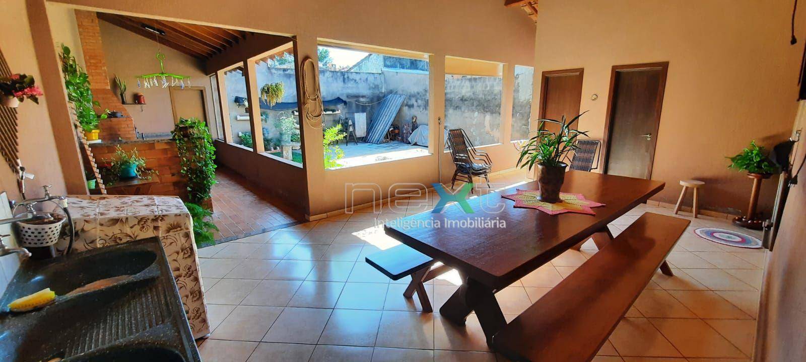 Casa à venda com 2 quartos, 130m² - Foto 9