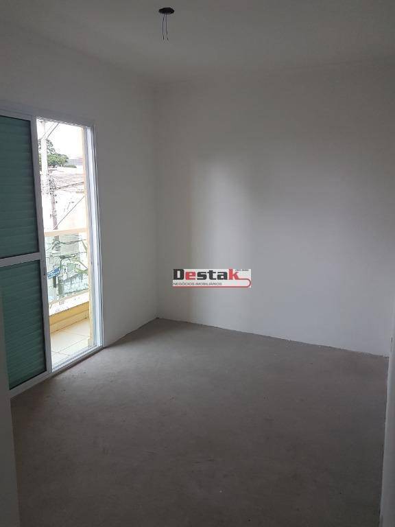 Apartamento à venda com 2 quartos, 61m² - Foto 1