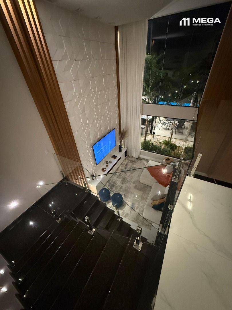 Casa, 4 quartos, 270 m² - Foto 4