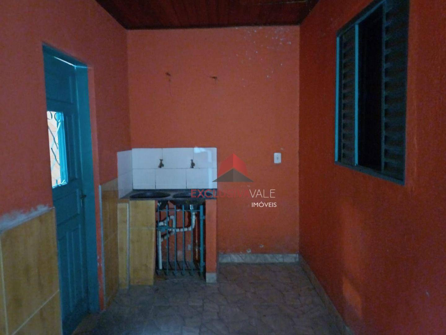 Casa à venda com 2 quartos, 58m² - Foto 13