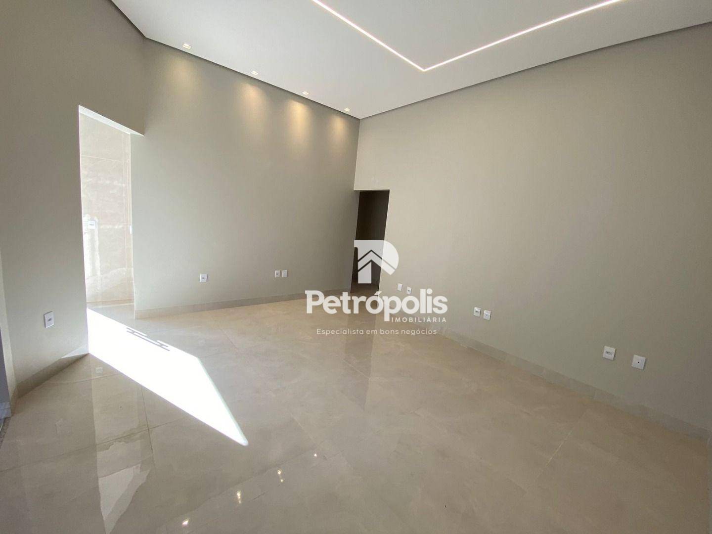 Casa à venda com 3 quartos, 102m² - Foto 4