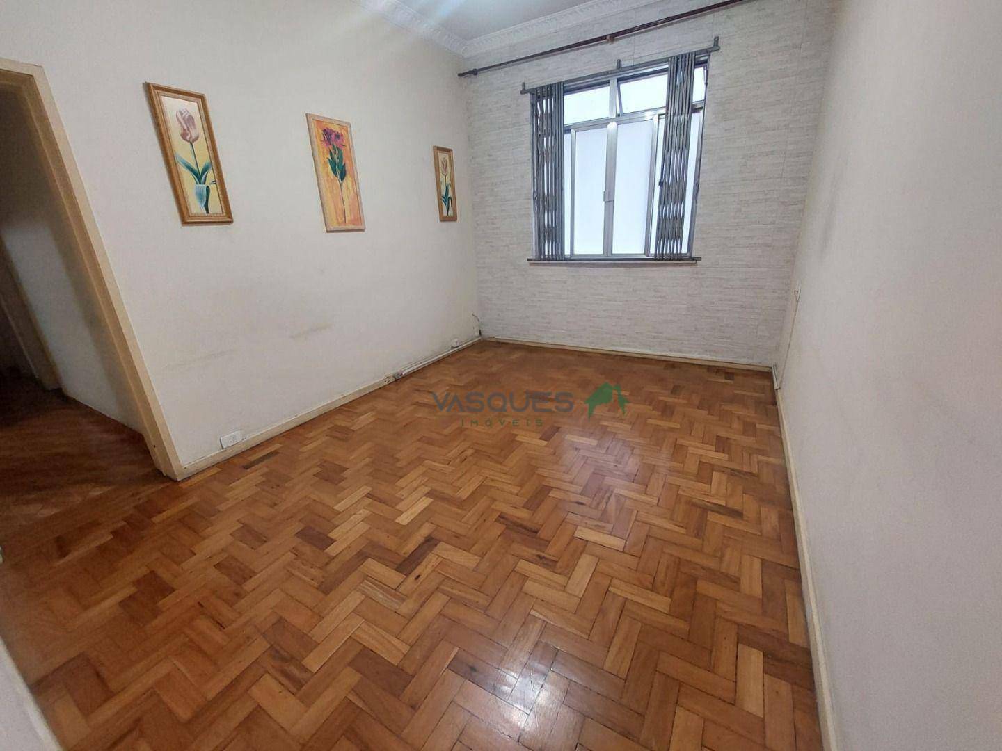 Apartamento para alugar com 2 quartos, 65m² - Foto 1