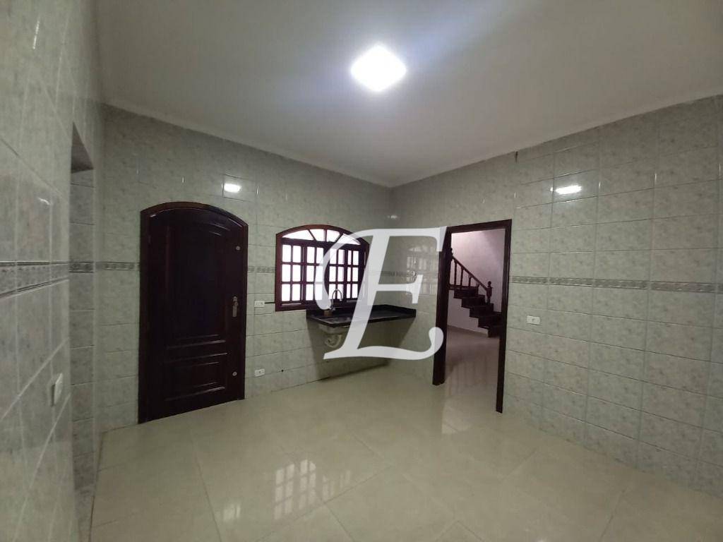 Sobrado à venda com 4 quartos, 194m² - Foto 2