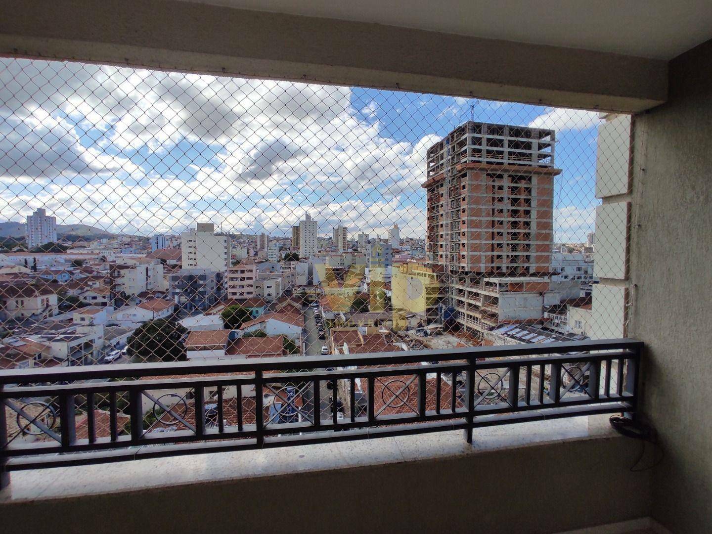 Apartamento à venda com 3 quartos, 157m² - Foto 18