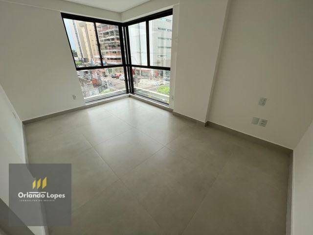 Apartamento à venda com 4 quartos, 199m² - Foto 14