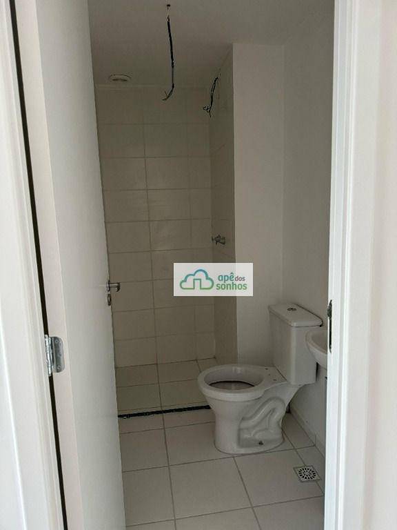 Apartamento à venda com 2 quartos, 36m² - Foto 12