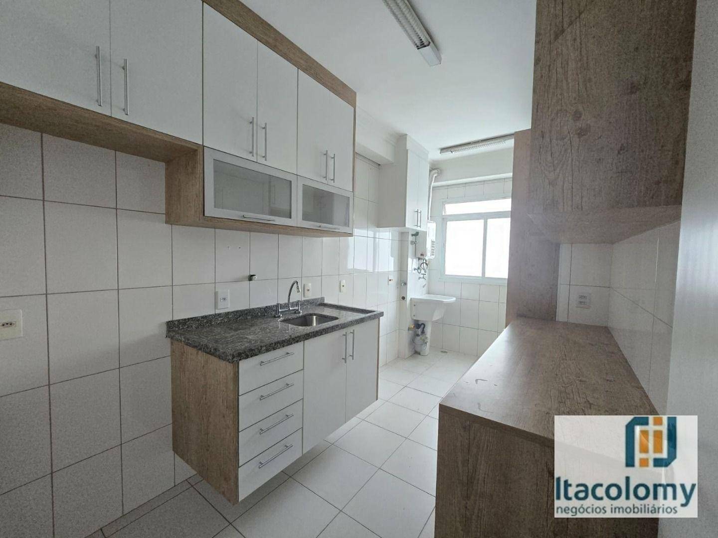 Apartamento para alugar com 3 quartos, 88m² - Foto 11