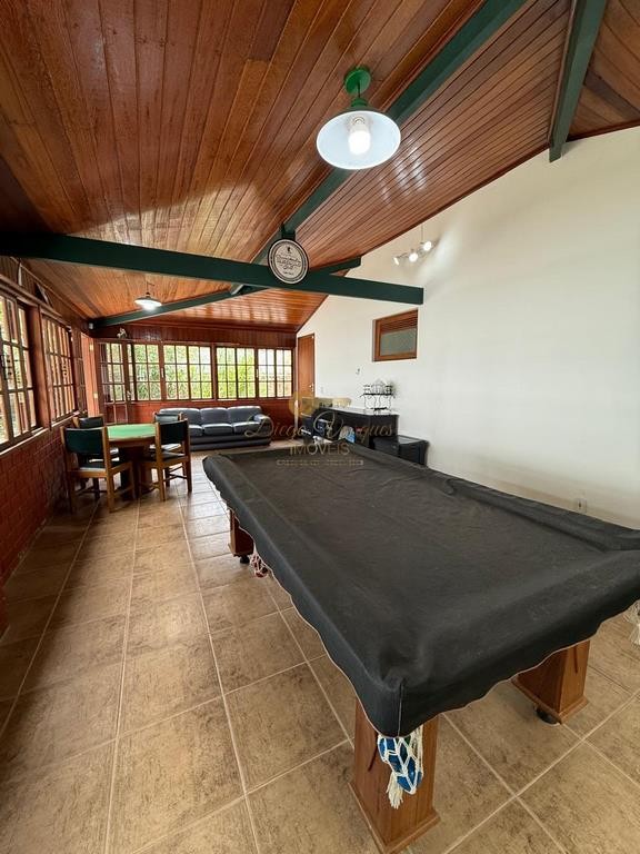 Casa à venda com 7 quartos, 2200m² - Foto 15